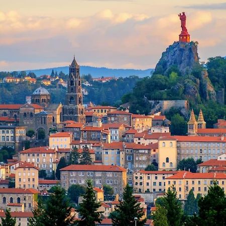 Le Puy-en-Velay Le Lagon Bleu - Appt Wifi Parking Balcon מראה חיצוני תמונה
